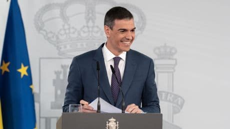Moncloa lanza a la izquierda a quemar las redes culpando a Aznar y la derecha de &quot;sabotear&quot; los trenes y la electricidad