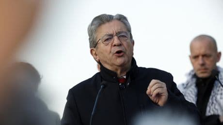 «Des dégénérés» : Mélenchon attaque les auteurs du livre-enquête La Meute consacré à LFI