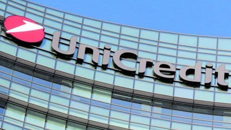 Unicredit, Berlino: "Commerzbank? Faccia passo indietro"