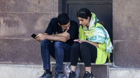 «Une des plus graves interruptions de l'internet»: en Iran, la censure numérique se durcit sur fond de conflit