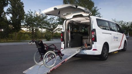 Las furgonetas accesibles de Ford recorrerán España con el Tour Adapta