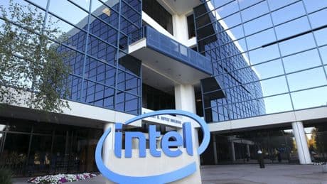 El Gobierno de Trump estudia hacerse con un 10% de Intel