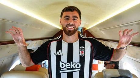 Beşiktaş, Orkun Kökçü için Tüpraş Stadyumu'nda imza töreni düzenliyor!