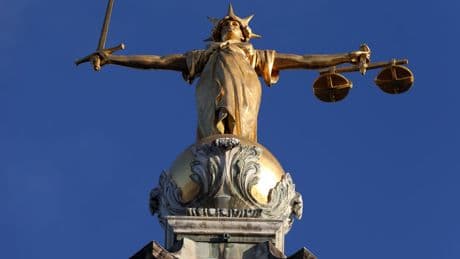 Chief executive of miscarriage of justice review body resigns