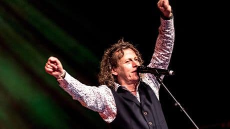 Syb van der Ploeg tipt zijn favoriete adresjes, maar geen winkels: ’Kleding koopt mijn vrouw voor me’