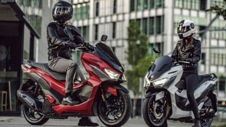 SYM, con Jet X e Mamba rilancia l'impegno nei 125cc. Uno sportivo e un crossover potenti perfetti per la ?giungla urbana?