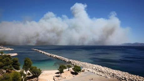 Frankreich: Waldbrand erreicht südfranzösische Hafenstadt Marseille