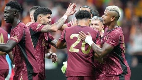 Son şampiyon Galatasaray, ligi açıyor!