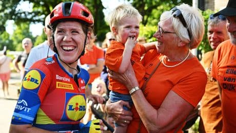 Afgezwaaide Ellen van Dijk kijkt met dankbaarheid terug: ’Blij dat ik na geboorte van Faas nog goed niveau heb gehaald’