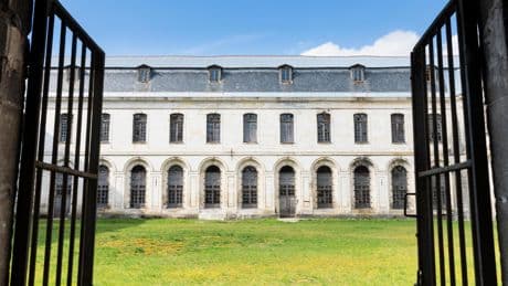 Prison ou musée ? L’impossible destin de l’abbaye de Clairvaux