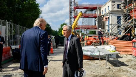 Trump amenaza a Powell con una "gran demanda" por el coste de la sede de la Fed