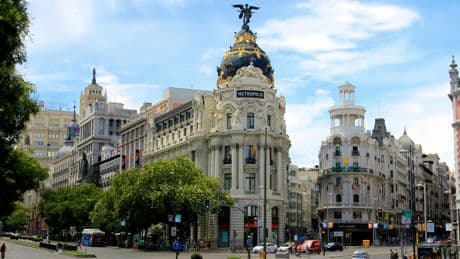 El precio de la vivienda usada sube un 12% interanual en abril con Madrid a la cabeza