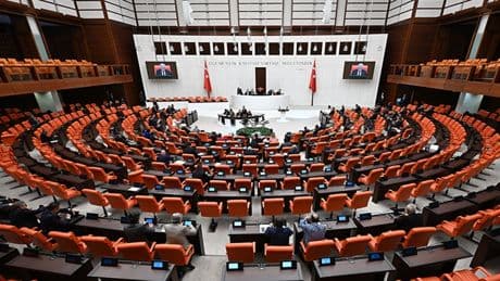 TBMM'de "yalan tweet" tartışması
