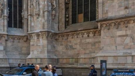 Il suicidio dell'evaso-killer: si lancia dal tetto del Duomo