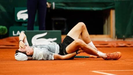 Roland-Garros : touché au mollet, Ugo Humbert contraint à l'abandon au 2e tour contre Jacob Fearnley