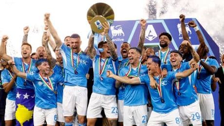 Football : Naples remporte son quatrième championnat d’Italie, après un duel à distance haletant avec l’Inter Milan