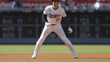 Shohei Ohtani makes his long-awaited return to mound in an abbreviated start for Dodgers