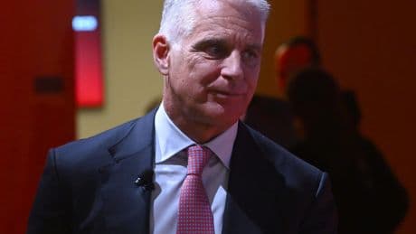 Orcel: «UniCredit corre ma non inseguiamo nessuno»