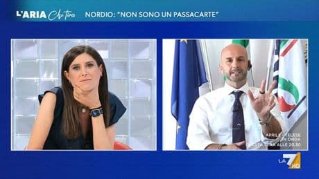 "Stia sul punto...". L'imbarazzo dell'Appendino in tv