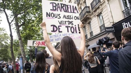 C’est quoi « La Digue », cette initiative internationale pour lutter contre l’extrême droite