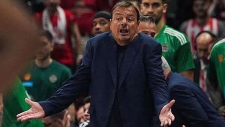 Ergin Ataman, tezahüratlar sonrası çılgına döndü: 'Hiç kimse benim ülkemle böyle konuşamaz!'