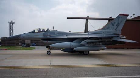F-16-Kampfflugzeuge treffen in Südkorea ein - Was das für den Frieden auf der Halbinsel bedeutet