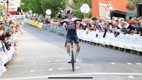 Lorenzo Finn pedala verso il Giro Under e la maturità: “Sogno il Tour de France da protagonista”