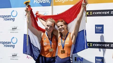 ’Eeuwige nummer 2’ Roos de Jong roeit naar Europees goud: ’We waren na een lange vakantie pas net begonnen’