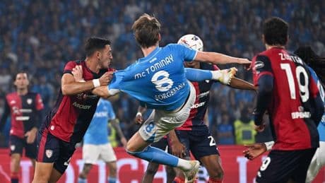 El acrobático golazo de McTominay que pone al Nápoles a un paso del 'scudetto'