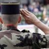 Tribune controversée de militaires en 2021 : deux anciens généraux signataires radiés