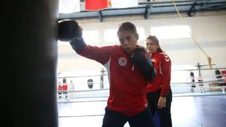 Milli boksör Simge Bekler'in hedefi olimpiyat!