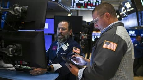Wall Street portée par Apple, les nouveaux droits de douane en ligne de mire