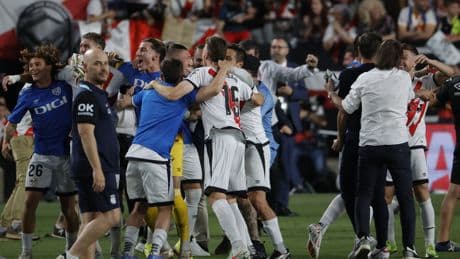 Fiesta grande en Vallecas tras una clasificación europea para la historia