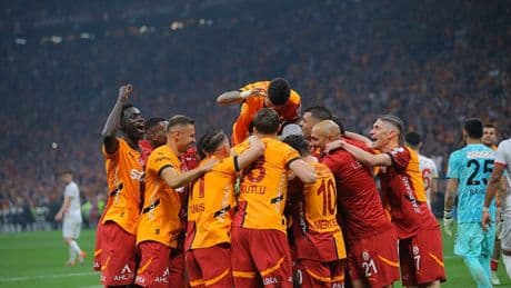 Galatasaray'a UEFA Şampiyonlar Ligi'nden dev gelir!