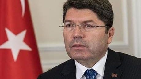 Bakan Tunç: Vesayet odaklarına asla geçit vermeyeceğiz