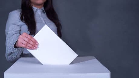 Köln: CDU-Politiker Gundolf Siebeke stellt Frauenwahlrecht infrage