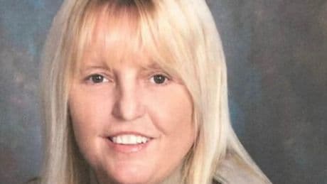 Woman cop goes on the run with prisoner lover - with astonishing result