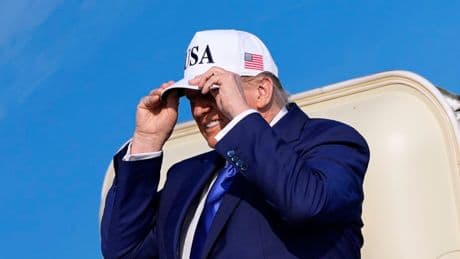 Iran, arrestate 700 persone accusate di spionaggio. Trump attacca Cnn e Nyt: «Siti nucleari distrutti»