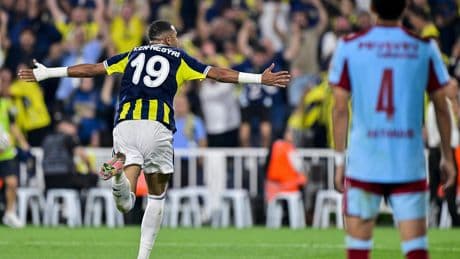 Herbeleef: Feyenoord naar Europa League na ruime nederlaag bij Fenerbahçe