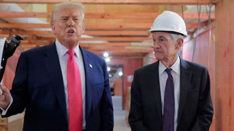 Trump und Powell geraten auf offener Bühne aneinander