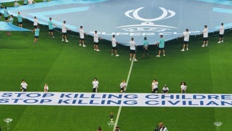 UEFA'dan Süper Kupa finalinde pankart!