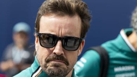 Alonso se olía el fallo de la FIA pero el festival de decisiones polémicas fue mayor: "Espero que no sea una de esas veces"