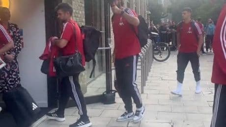 Liverpool star not spotted with squad ahead of Newcastle clash in potential blow for Reds