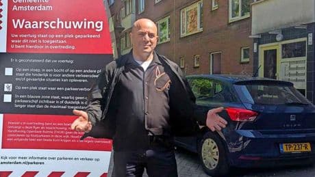 Gemeente drijft inwoners A'dam tot waanzin met nieuw parkeerbeleid: ’Bizar’