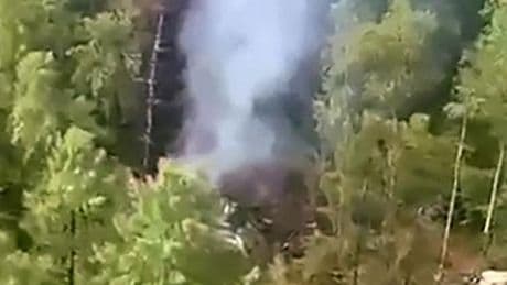 En Russie, un avion de ligne retrouvé en flammes après sa disparition des radars