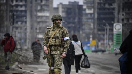 Russie : un vétéran du siège de Marioupol tué dans une explosion, Moscou n’exclut pas la piste d’un assassinat