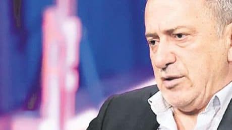 Gazeteci Fatih Altaylı ‘Cumhurbaşkanına tehdit’ suçlamasıyla gözaltında