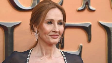La foto de un niño que conmovió a J. K. Rowling y la ha llevado a donar 75 millones de euros