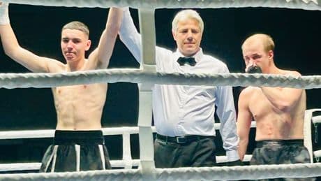 Box-Profi mit 15 Jahren - Rolle ist Deutschlands neues Box-Wunderkind