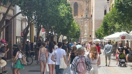 &#039;The Sun&#039; recomienda visitar Sevilla y comer en el &#039;100 Montaditos&#039;: &quot;Es una institución&quot;